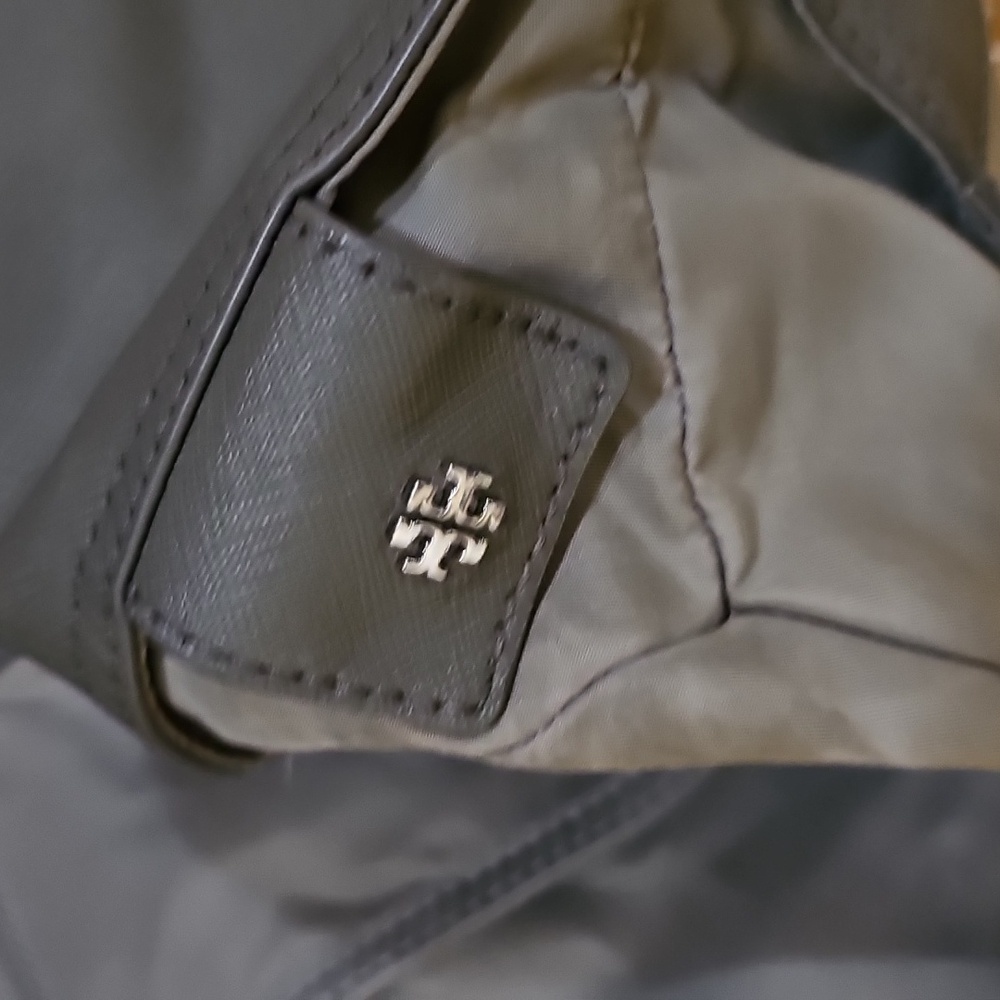 Tory Burch Olive Green Tote Bag - Picture 6 of 10